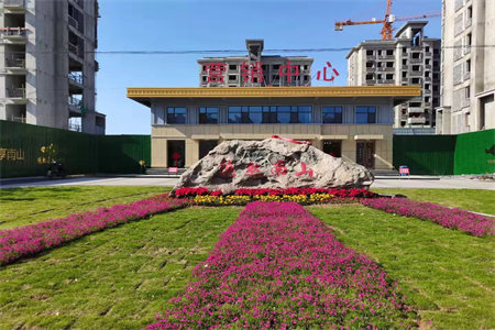 明湖中学东邻平湖花苑3室2厅1卫52万105m2出售